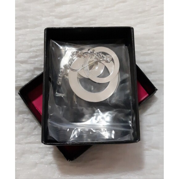 AVON SHINY CIRCLE RHINESTONE EARRINGS (SILVERTONE) ~ NEW!!! - Picture 3 of 6